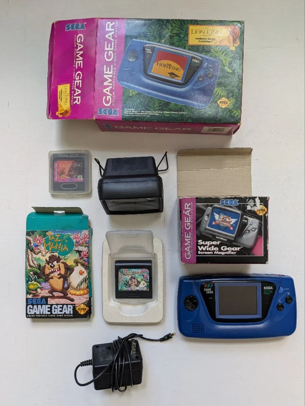 Sega Game Gear Handheld Console in Blue with Games & Accessories Lion King